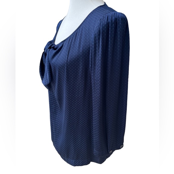 CABI #5525 Knot Blouse Women’s Medium Bow Top Navy Blue Polka Dot Blouse - Picture 4 of 8